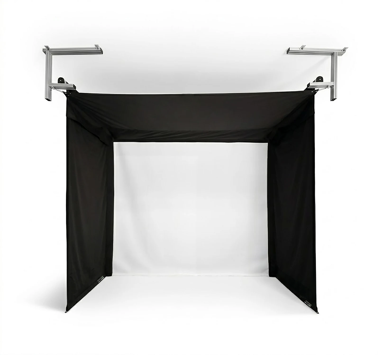 Vanish Series® Retractable Golf Enclosure · Manufacturer product illustration